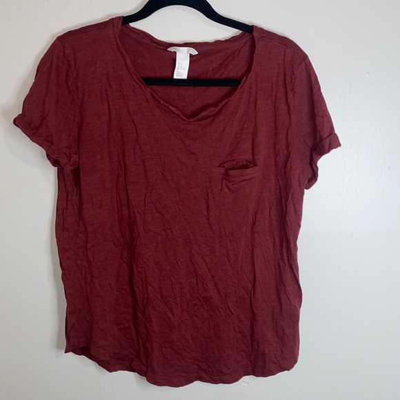 H&M Tops - 🎱Basic H&M Dark red/ orange top!